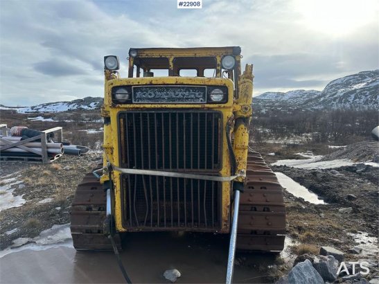 Komatsu D355-3 A dozer w/ ripper and cutter D355-3 A dozer w/ ripper and cutter 1976 2 Dozers image 24