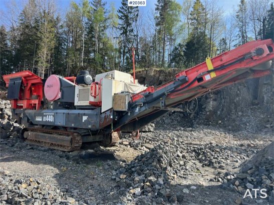 Sandvik UJ440i crusher w/ side conveyor and magnet UJ440i crusher w/ side conveyor and magnet 2016 2 image 39