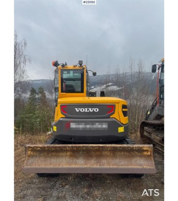 Volvo ECR88D tracked excavator with tilt and bucket. Onl ECR88D tracked excavator with tilt and bucket. Onl 2022 2 Crawler...
