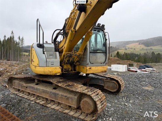 New Holland 235 Crawler Excavator w/ grading bucket 235 Crawler Excavator w/ grading bucket 2006 2 Crawler Excavators image 9