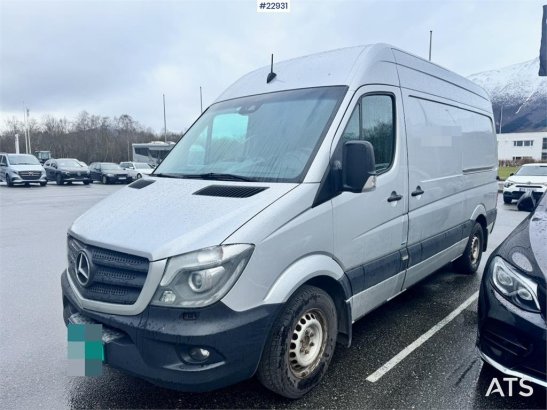 Mercedes-Benz Sprinter 316 van w/ 2 sets of tires! Sprinter 316 van w/ 2 sets of tires! 2016 2 Small Vans image 39