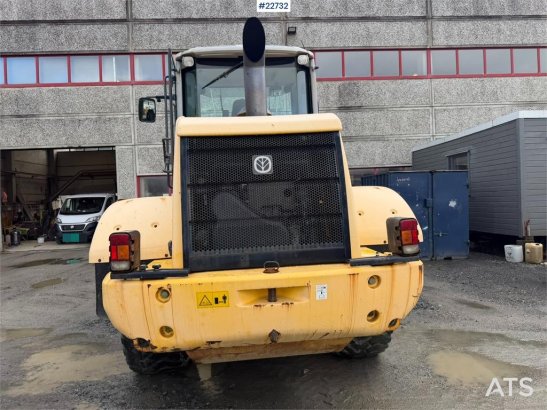 New Holland W130B wheel loader with a bucket W130B wheel loader with a bucket 2011 2 Wheel Loaders image 49