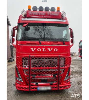Volvo FH700 Tridem hooklift truck – crane hydraulics – 3 590 2025 2 image 24
