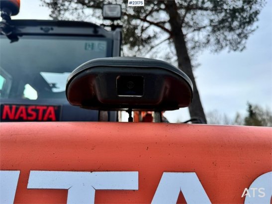 Hitachi ZX85US-3 Crawler Excavator with 3 buckets and grap ZX85US-3 Crawler Excavator with 3 buckets and grap 2012 2 Crawl...