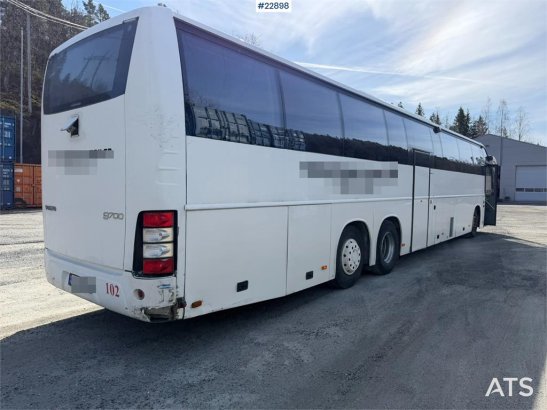 Volvo 9700H with seating for 47+1+1 9700H with seating for 47+1+1 2006 2 image 13