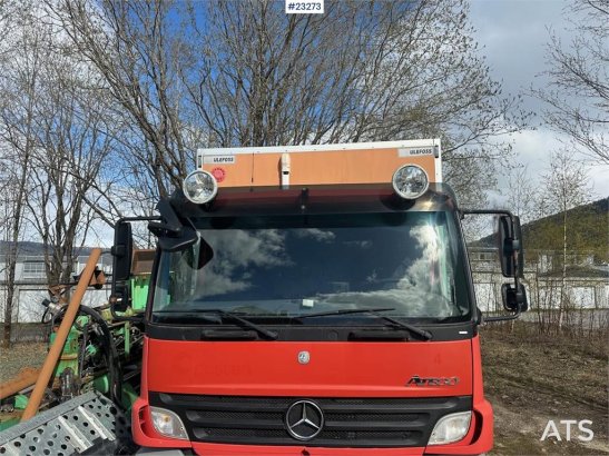 Mercedes-Benz Atego box truck w/ insulated cabinet and interior Atego box truck w/ insulated cabinet and interior 2008 2 i...