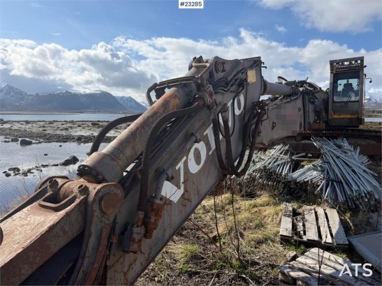 Volvo EC460LC excavator w/ 2 buckets and long boom EC460LC excavator w/ 2 buckets and long boom 2001 2 image 9