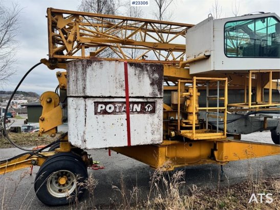 Potain HD40 tower crane with cabin. Potain HD40 tower crane with cabin. 2000 2 Tower cranes image 9