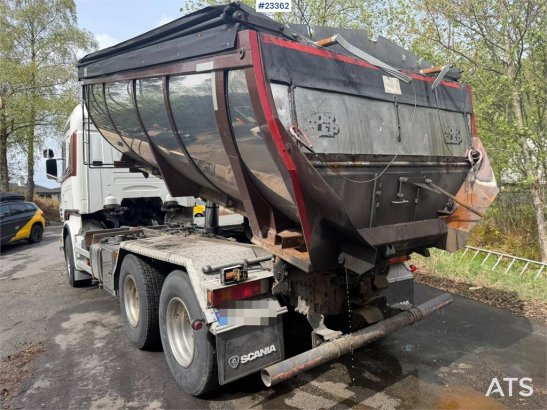 Scania R620 6x2 asphalt truck with a manual tarp and tipp R620 6x2 asphalt truck with a manual tarp and tipp 2008 2 Tipper...