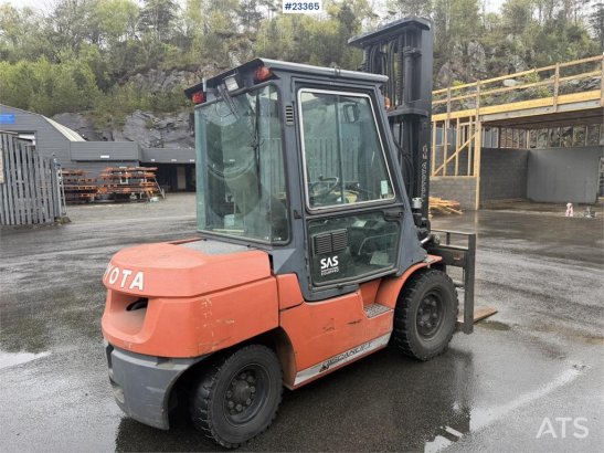 Toyota 02-7FD45 forklift 02-7FD45 forklift 2002 2 Forklift image 9