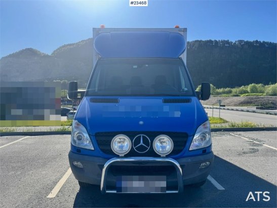 Mercedes-Benz Sprinter 519 Box Van w/Tail Lift – Shelving – 2 Se Sprinter 519 Box Van w/Tail Lift – Shelving – 2 Se 2012 2...