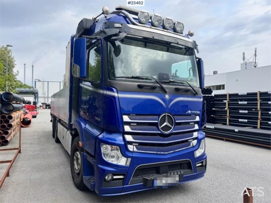 Mercedes-Benz Actros 2553 6x2 crane truck with 19 tm Palfinger c Actros 2553 6x2 crane truck with 19 tm Palfinger c 2018 2...