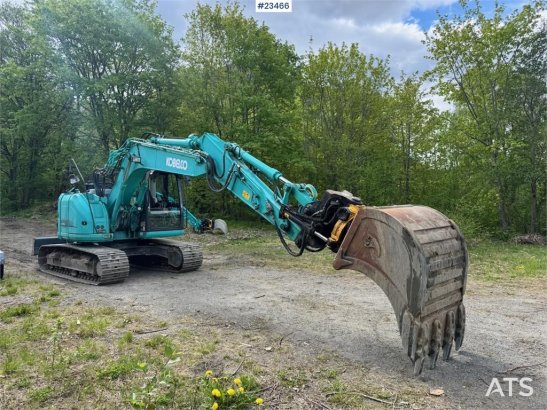 Kobelco SK140SRLC-3 crawler excavator with tiltrotator and SK140SRLC-3 crawler excavator with tiltrotator and 2015 2 Crawl...