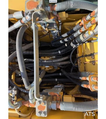 CAT 315C L excavator w/ 3 buckets and new diesel pump! 28 2007 2 Crawler Excavators image 9