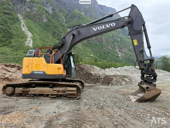 Volvo ECR355EL excavator with bucket, rototilt, and GPS ECR355EL excavator with bucket, rototilt, and GPS 2018 2 Crawler E...
