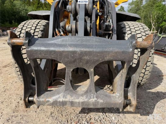 Volvo L110H wheel loader w/ weight and counterweight. – 10286 2021 2 Wheel Loaders image 9