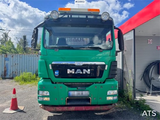 MAN TGS 18.360 4x2 hooklift truck with 2 containers WA TGS 18.360 4x2 hooklift truck with 2 containers WA 2013 2 image 9