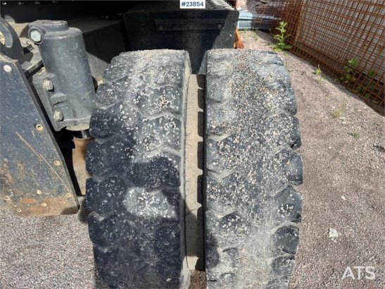 Komatsu PW160-8 Wheeled Excavator with Rototilt and Gradin 915 2013 2 Wheeled Excavators image 9