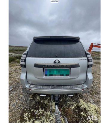 Toyota Land Cruiser Land Cruiser 2022 2 Small Vans image 9
