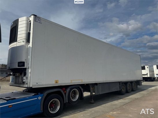 Schmitz Cargobull box semi-trailer with Carrier refrigeration unit. Schmitz Cargobull box semi-trailer with Carrier refrig...