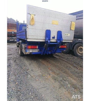 Mercedes-Benz 616 CDI 5-seater flatbed truck as a repair object Mercedes-Benz 616 CDI 5-seater flatbed truck as a repair o...