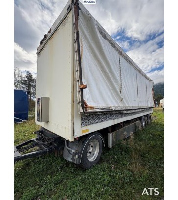 Tyllis trailer with chip body and tipper – hydraulic side Tyllis trailer with chip body and tipper – hydraulic side 2009 2...
