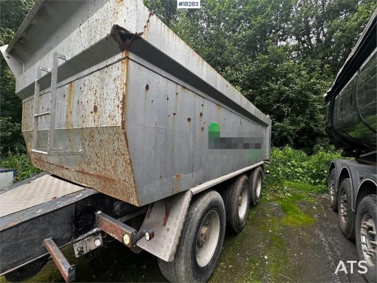 Nor-Slep 3 axle triple trailer. Nor-Slep 3 axle triple trailer. 2004 2 Dump trailers image 9