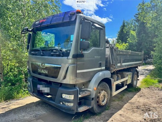 MAN TGM 18.290 4x2 Tipper Truck with 3-Way Tipping Bod TGM 18.290 4x2 Tipper Truck with 3-Way Tipping Bod 2017 2 Tipper tr...
