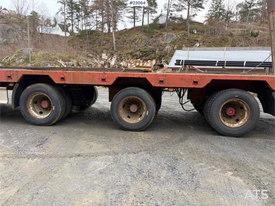Volvo FH16 540 truck m/ 2006 Damm machine trailer 590 2008 2 Tractor Units image 9