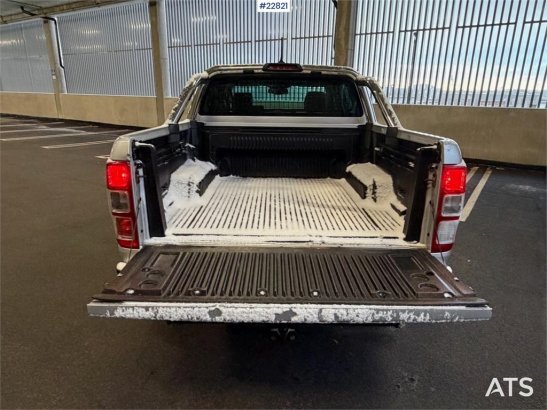 Ford Ranger Limited Double Cab Pickup 4x4 Ranger Limited Double Cab Pickup 4x4 2019 2 Small Vans image 24