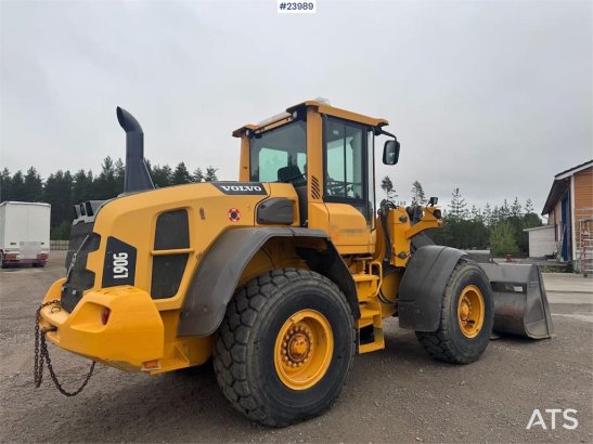 Volvo L90G Wheel Loader – Low Hours – Bucket and Pallet L90G Wheel Loader – Low Hours – Bucket and Pallet 2013 2 Wheel Loa...