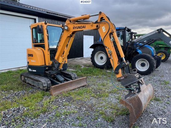 Hyundai Robex 30Z Mini excavator - 2 buckets - 230 Hours! Robex 30Z Mini excavator - 2 buckets - 230 Hours! 2018 2 image 9