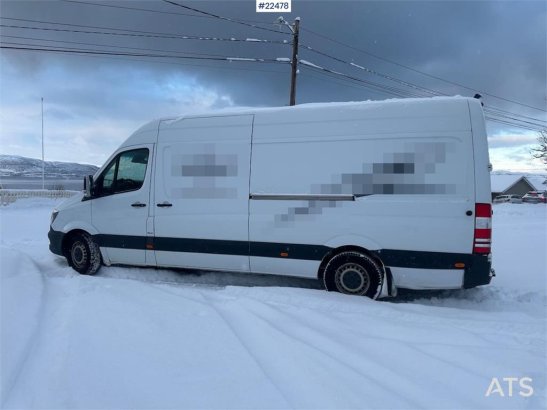 Mercedes-Benz Sprinter 4x2 w/ 2 sets of tires and ramp Mercedes-Benz Sprinter 4x2 w/ 2 sets of tires and ramp 2014 2 Small...