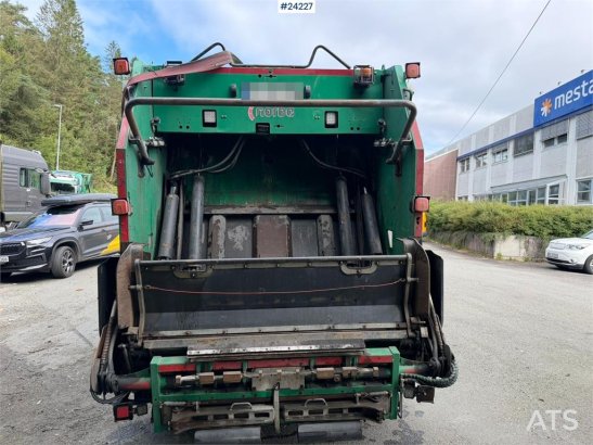 Volvo FM430 waste collection vehicle with 1 chamber FM430 waste collection vehicle with 1 chamber 2022 2 image 9