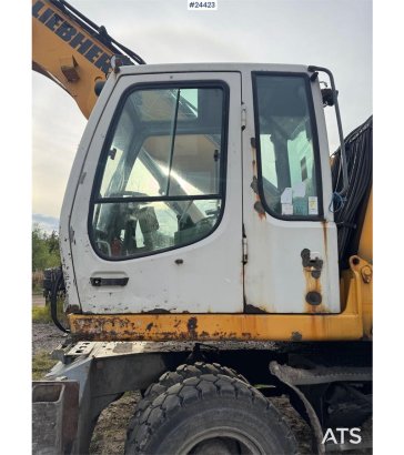 Liebherr A904C Wheeled Excavator w/ Hydraulically Elevating A904C Wheeled Excavator w/ Hydraulically Elevating 2008 2 Whee...