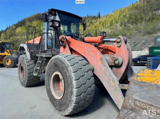 Hitachi ZW310 Wheel Loader w/ Bucket and Pallet Forks – 8, 884 2007 2 Wheel Loaders image 9