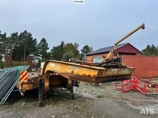Damm 4-Axle Machinery Trailer with Hydraulic Ramps Damm 4-Axle Machinery Trailer with Hydraulic Ramps 2002 2 Lowloader tra...