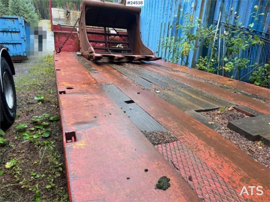 Vang Machine Semi-Trailer with Hydraulic Ramps and Exte VANG Machine Semi-Trailer with Hydraulic Ramps and Exte 1987 2 ima...