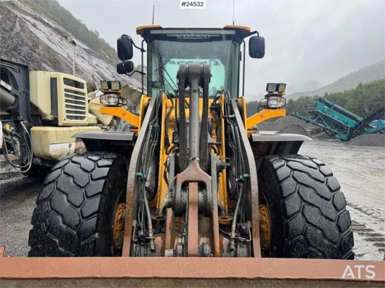 Volvo L110H Wheel Loader with Bucket – 3,100 Hours WATCH 10286 2014 2 Wheel Loaders image 39