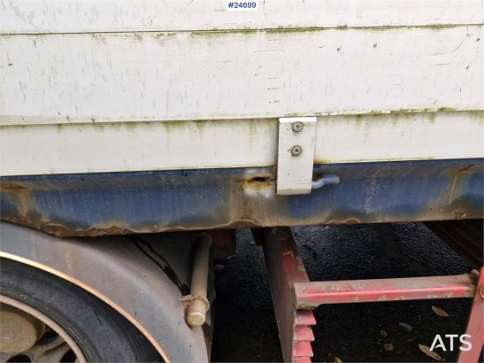 Tyllis 2 akslet Flatbed trailer – repair project with fol Tyllis 2 akslet Flatbed trailer – repair project with fol 2004 2...