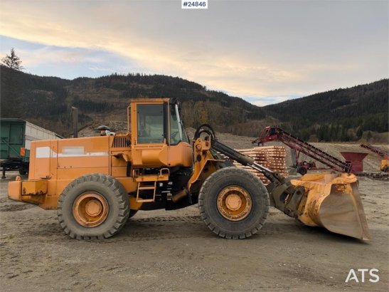 Volvo L120B Wheel loader with bucket L120B Wheel loader with bucket 1994 2 Wheel Loaders image 9