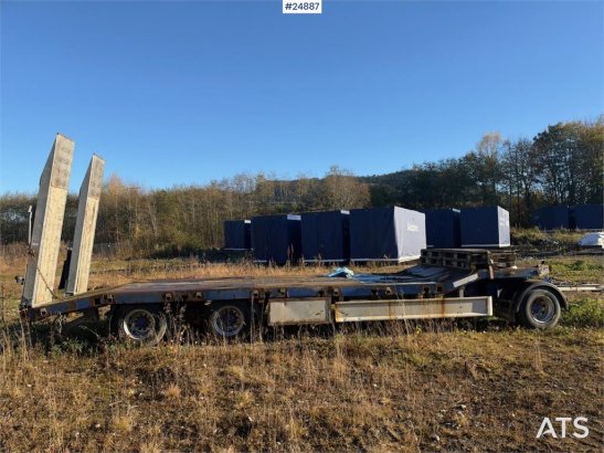 Damm machinery trailer with hydraulic ramps – Delivered Damm machinery trailer with hydraulic ramps – Delivered 2007 2 Low...