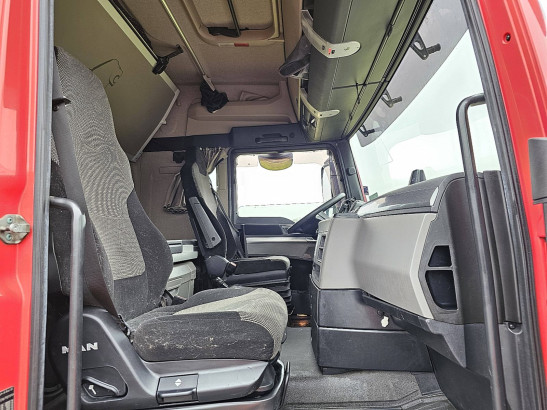 M.A.N. 26.470 TGX xlx 6x2 bls image