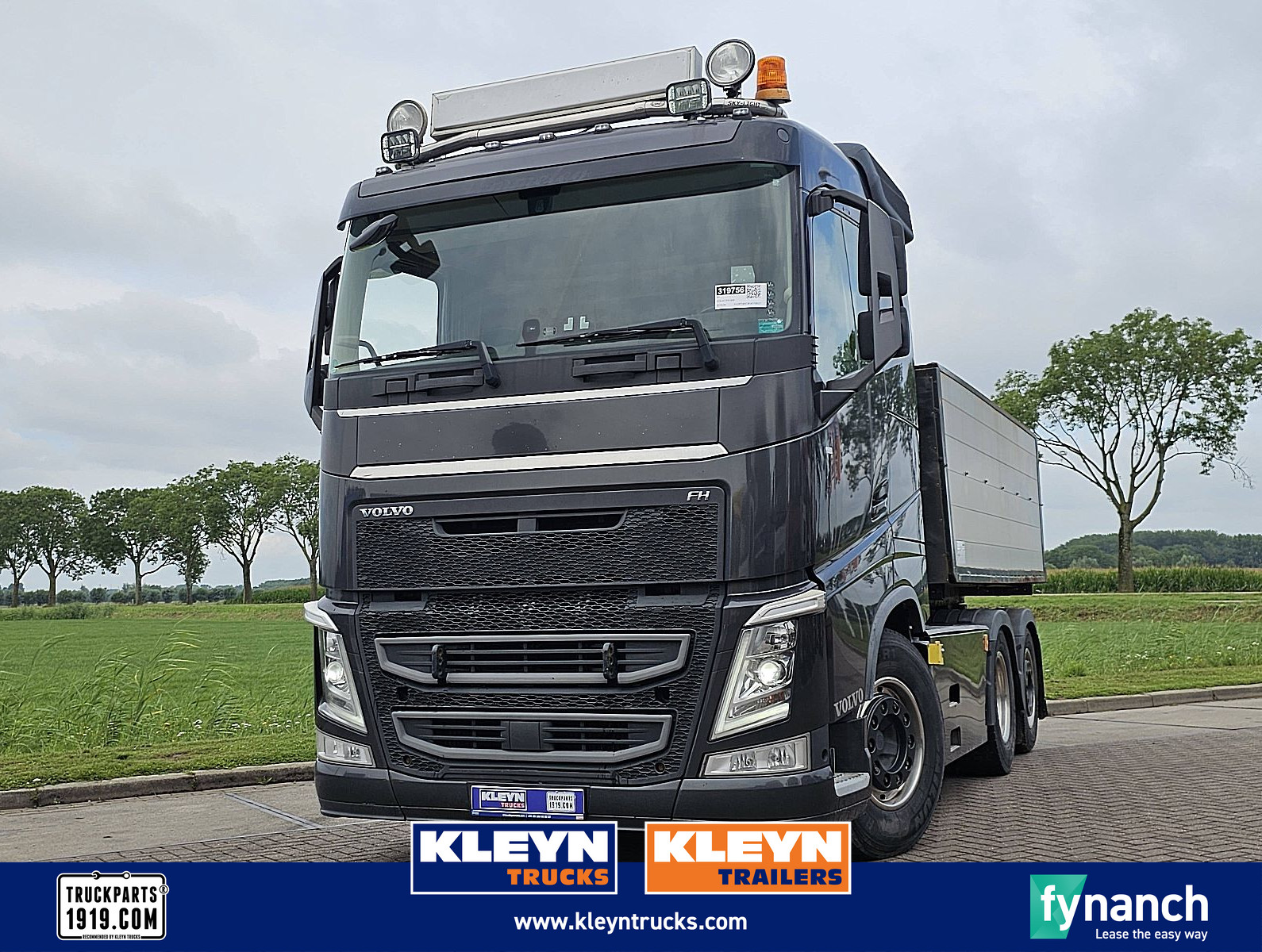 VOLVO FH 500 6x2 xenon ahk low r. image
