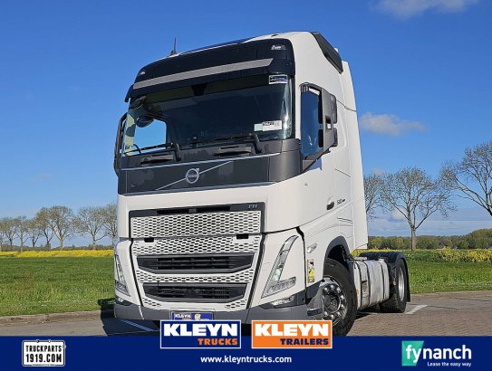 VOLVO FH 500 xl 590 2022 2 Tractor Units