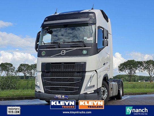 VOLVO FH 500 xl 590 2022 2 Tractor Units