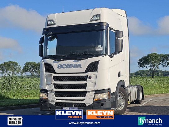 SCANIA R410 2x tank retarder R410 2x Tank Retarder 2018 2 Tractor Units