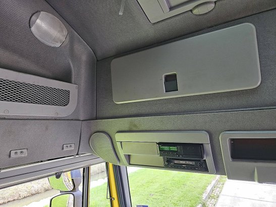 IVECO 120E28 EUROCARGO fly deck 2 cars 120E28 EUROCARGO FLY DECK 2 CARS 2020 2 image 10