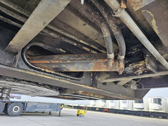 FLOOR FLO-17-30H 47t 2x steeraxle Floor FLO-17-30H 47T 2X STEERAXLE 1985 2 image 23