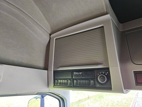 VOLVO FH 500 xl 590 2022 2 Tractor Units image 10